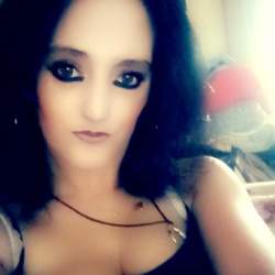 Lismazz is looking for singles for a date