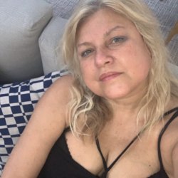 Angela is looking for singles for a date