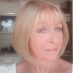 Sue is looking for singles for a date